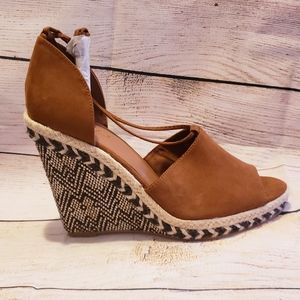 Brown open toe printed boho wedges with ankle ties